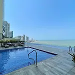 Lujoso Apto con Vista al Mar - H2 Hyatt 1806