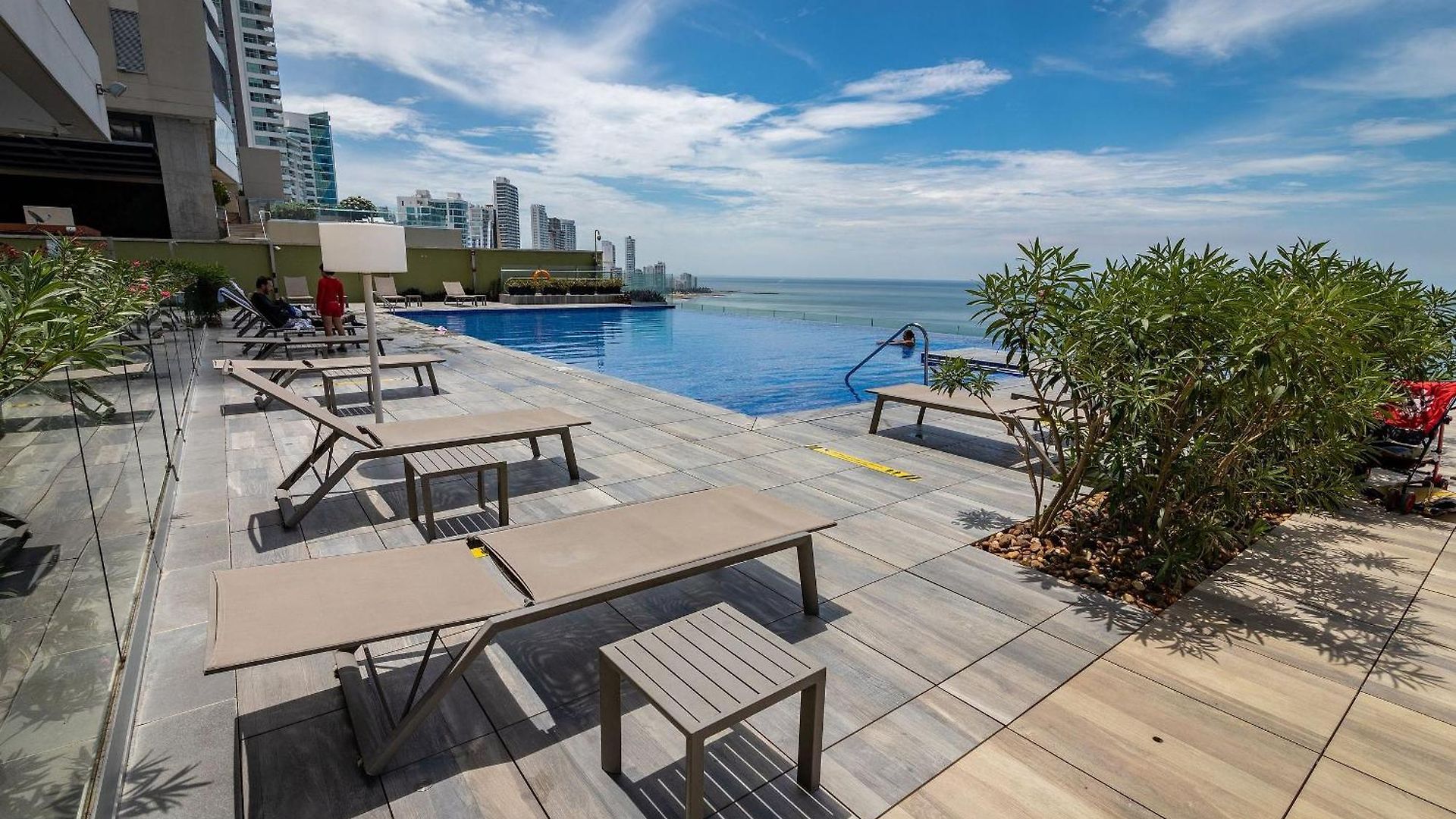 Apartment Lujoso Apto Con Vista Al Mar - H2 Hyatt 1806
