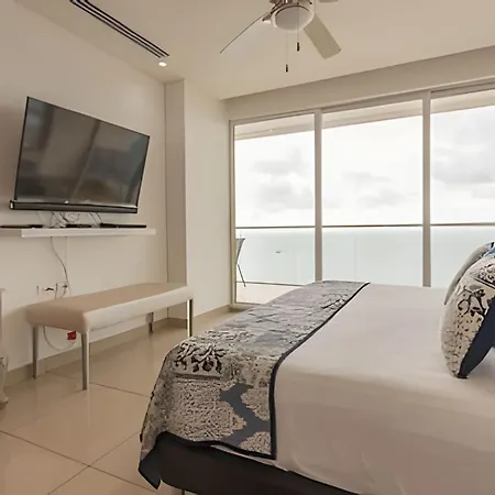 Lujoso Apto Con Vista Al Mar - H2 Hyatt 1806