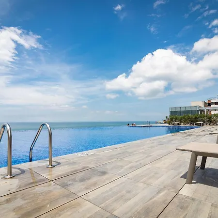 Apartment Lujoso Apto Con Vista Al Mar - H2 Hyatt 1806 *