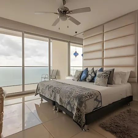 Lujoso Apto Con Vista Al Mar - H2 Hyatt 1806 Apartamento *
