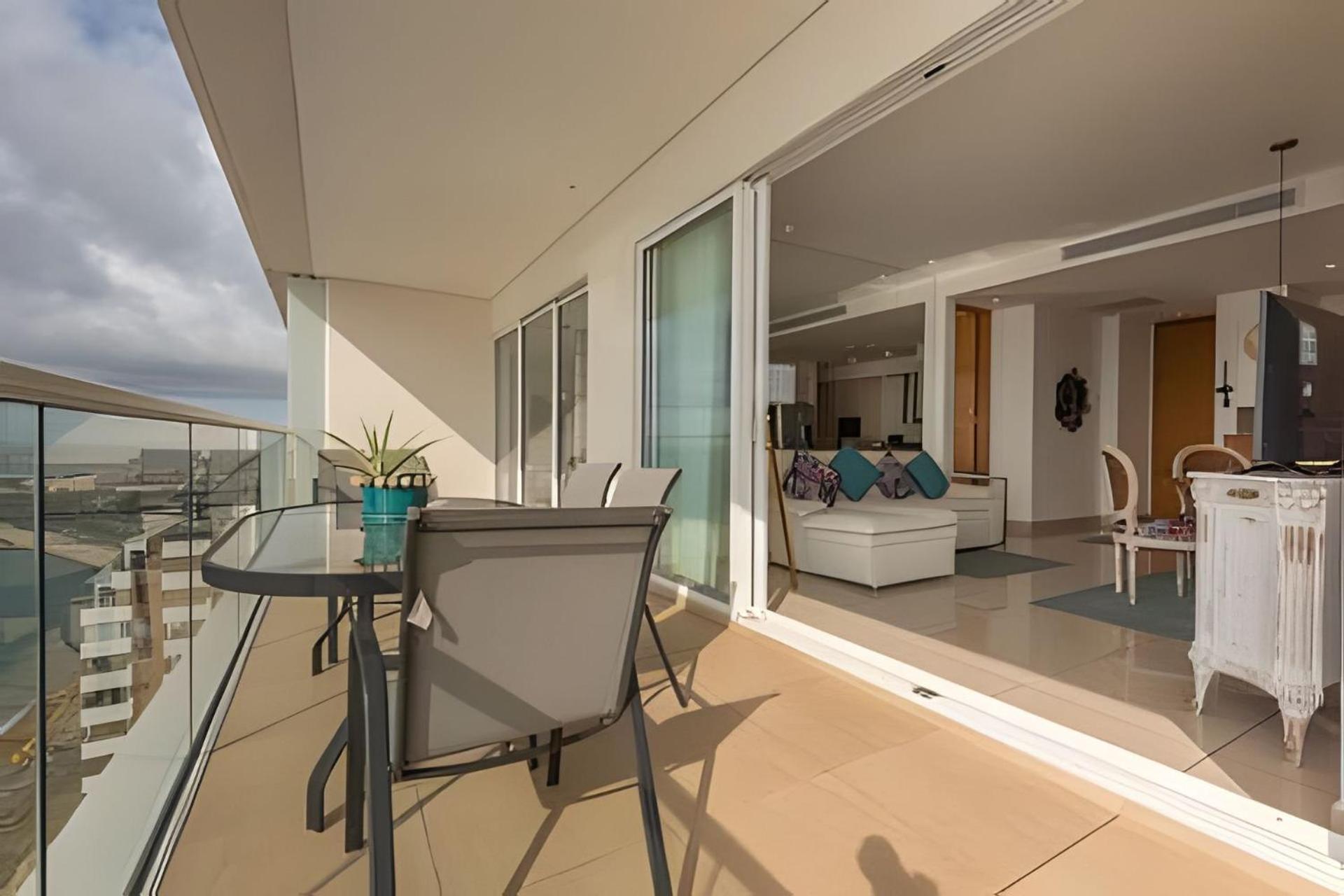 Lujoso Apto Con Vista Al Mar - H2 Hyatt 1806 Apartamento