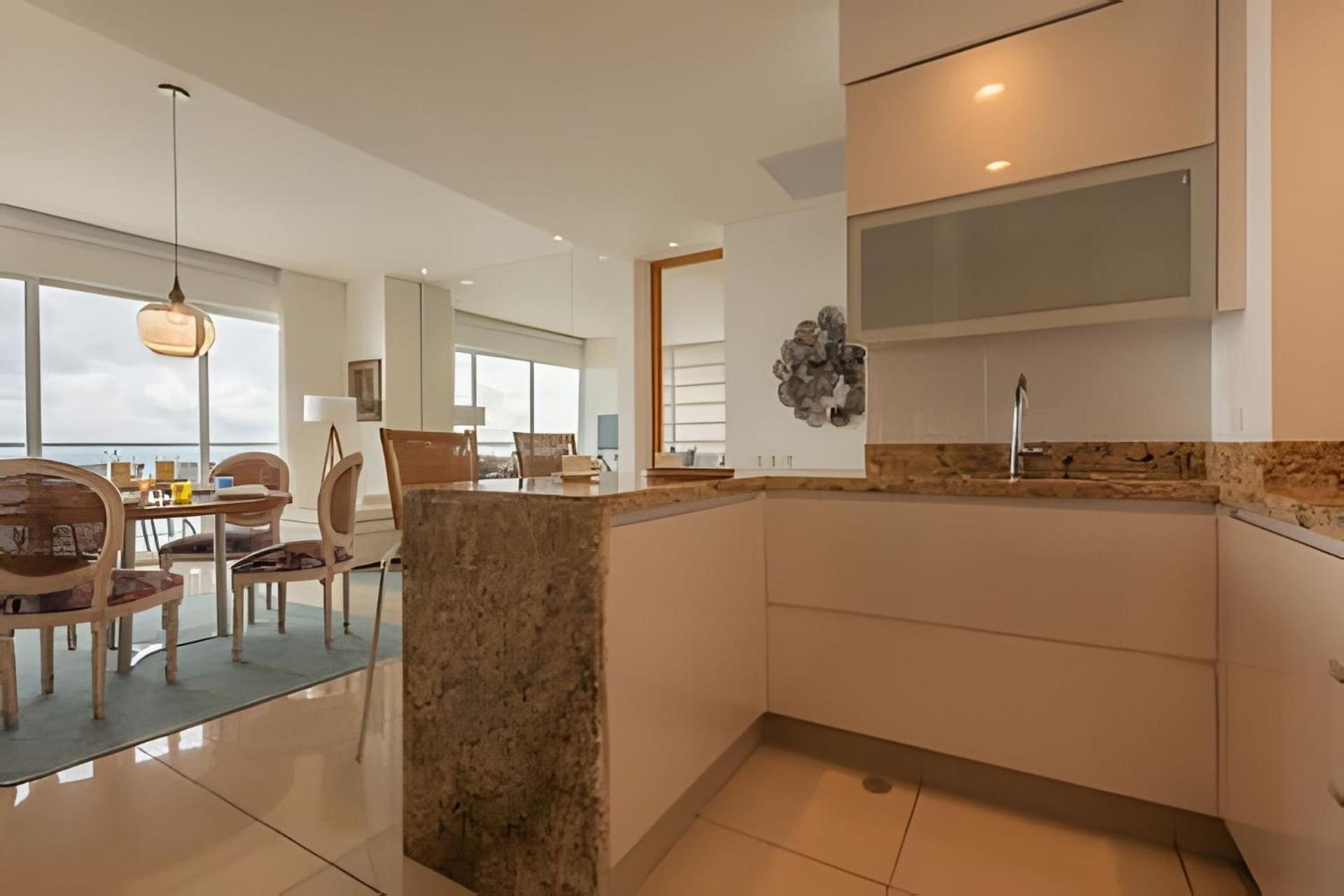 Lujoso Apto Con Vista Al Mar - H2 Hyatt 1806 Apartamento *