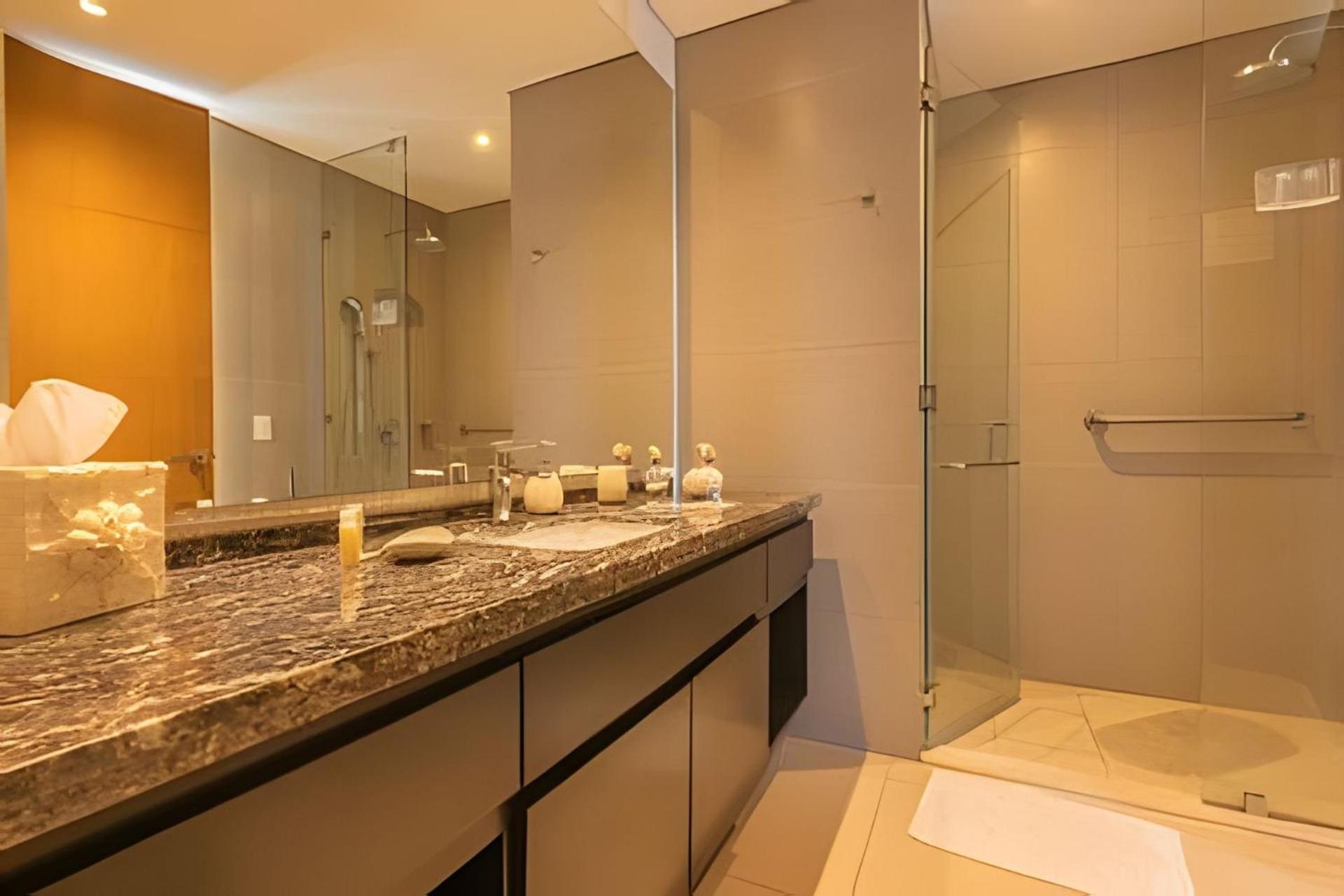 Lujoso Apto Con Vista Al Mar - H2 Hyatt 1806 Apartamento